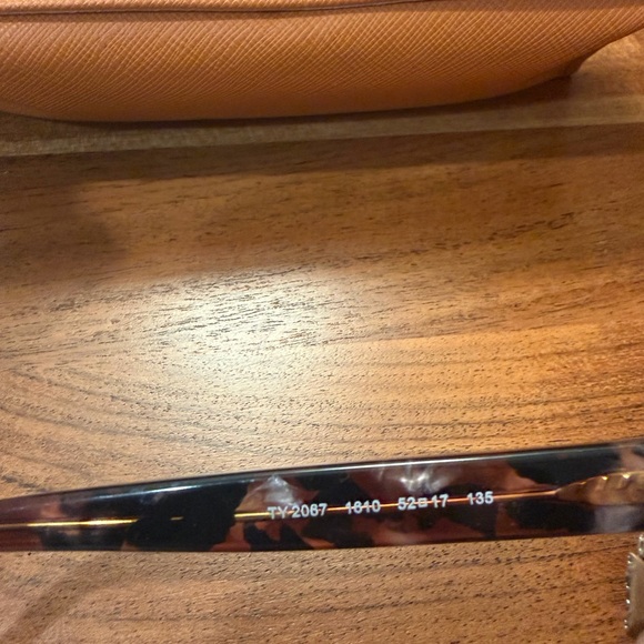 Tory Burch TY2067 Glasses Frames (no lenses) with Case - Picture 3 of 5